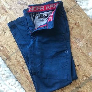 Men’s Under Armour tactical pants.